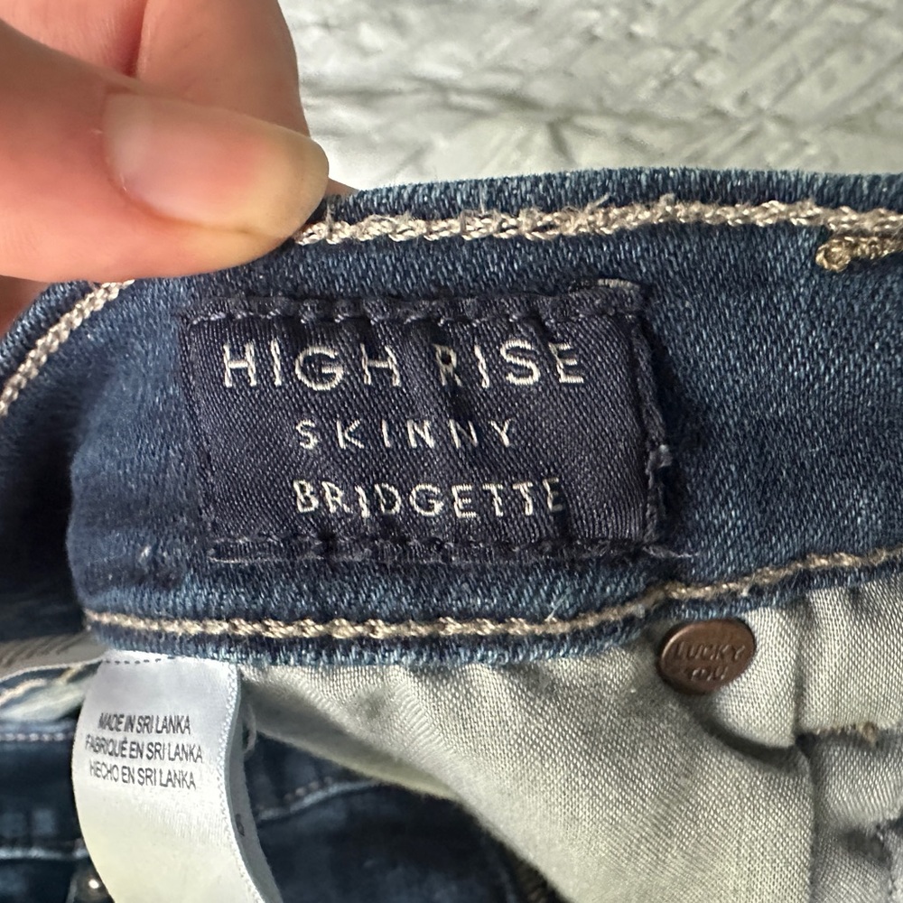 Classic Blue Women's Jeans - Picture 4 of 6